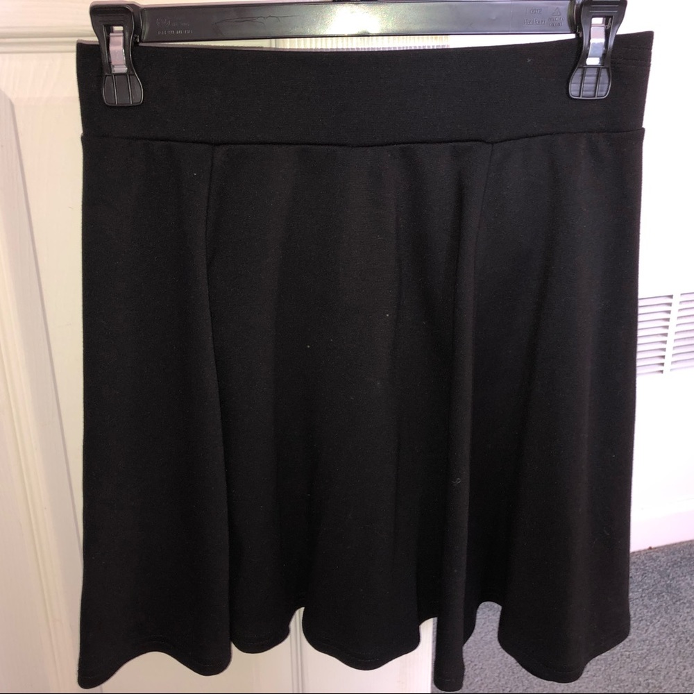 Black skirt